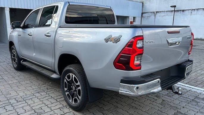toyota_hilux_2025_2